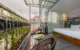 Eliana Premio Hotel Hanoi